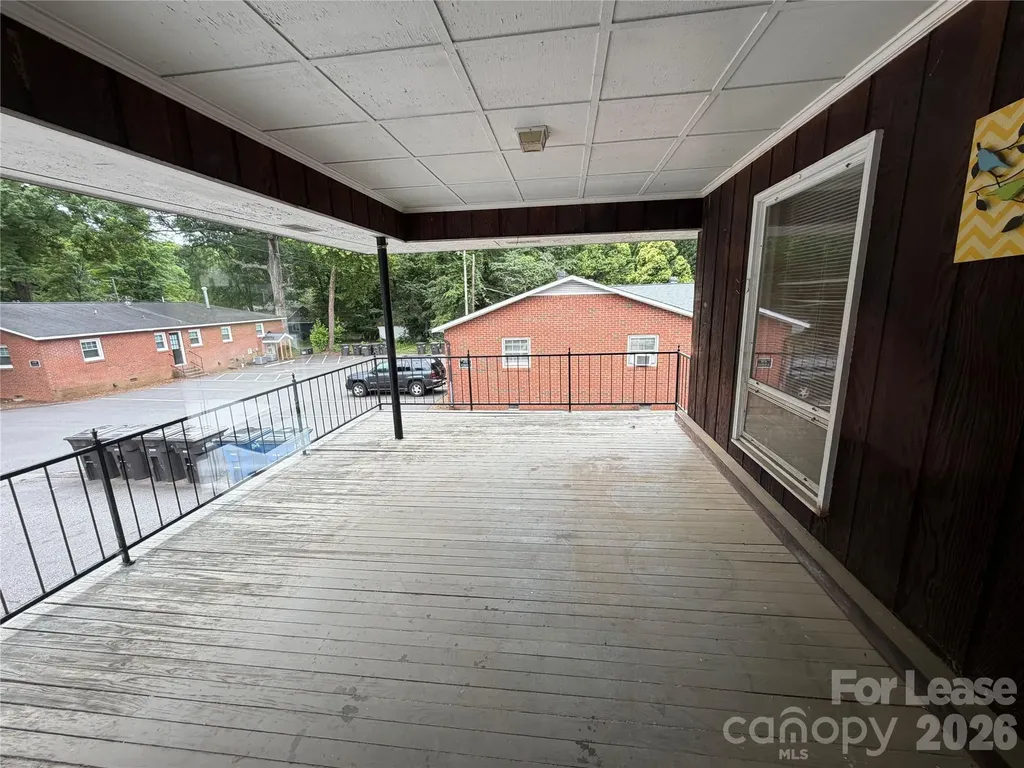 646 E Broad Street Statesville NC 28677