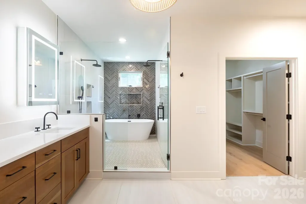 1602 Herrin Avenue Charlotte NC 28205