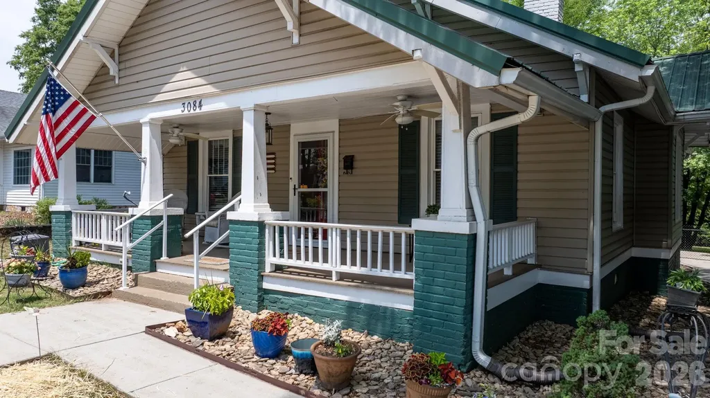3084 W Main Street Claremont NC 28610