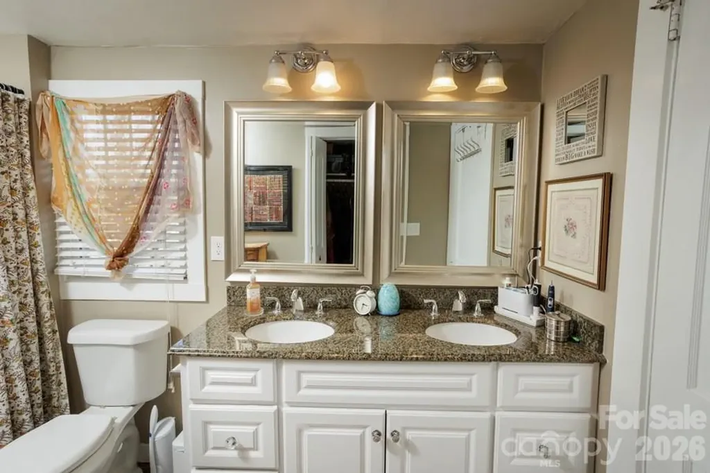 3084 W Main Street Claremont NC 28610