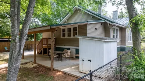 3084 W Main Street Claremont NC 28610
