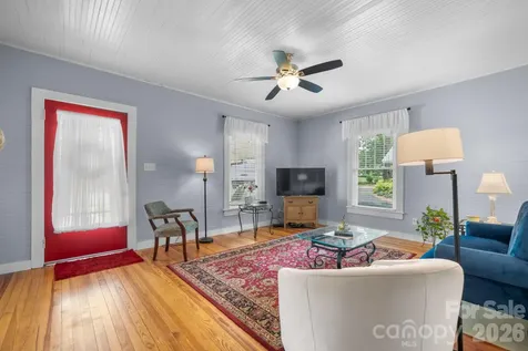 3084 W Main Street Claremont NC 28610