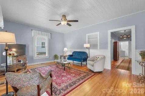 3084 W Main Street Claremont NC 28610