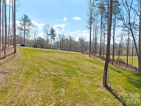 424 Irvine Drive Fairview NC 28730