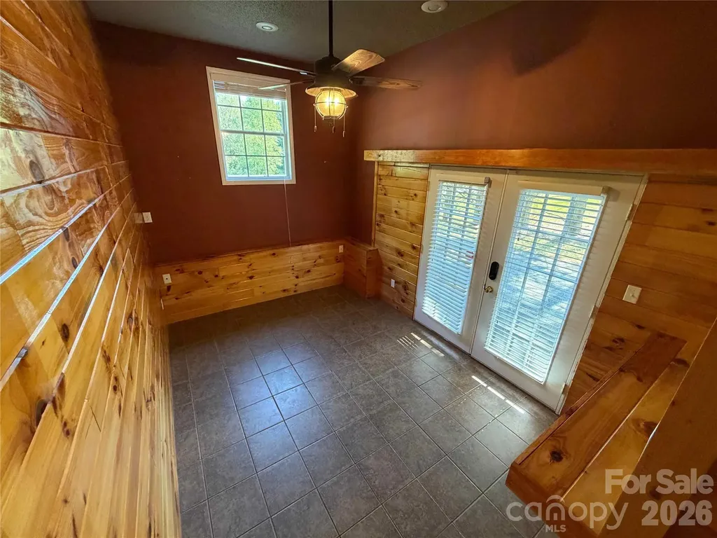 2076 S Fork Drive Morganton NC 28655
