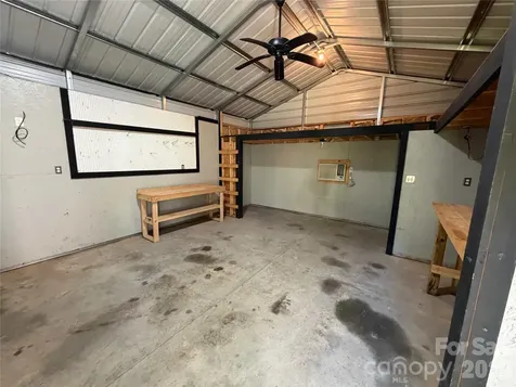 2076 S Fork Drive Morganton NC 28655