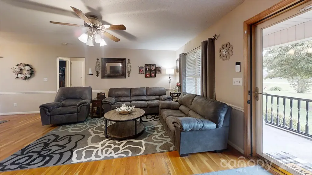 1323 Worthington Place Lincolnton NC 28092