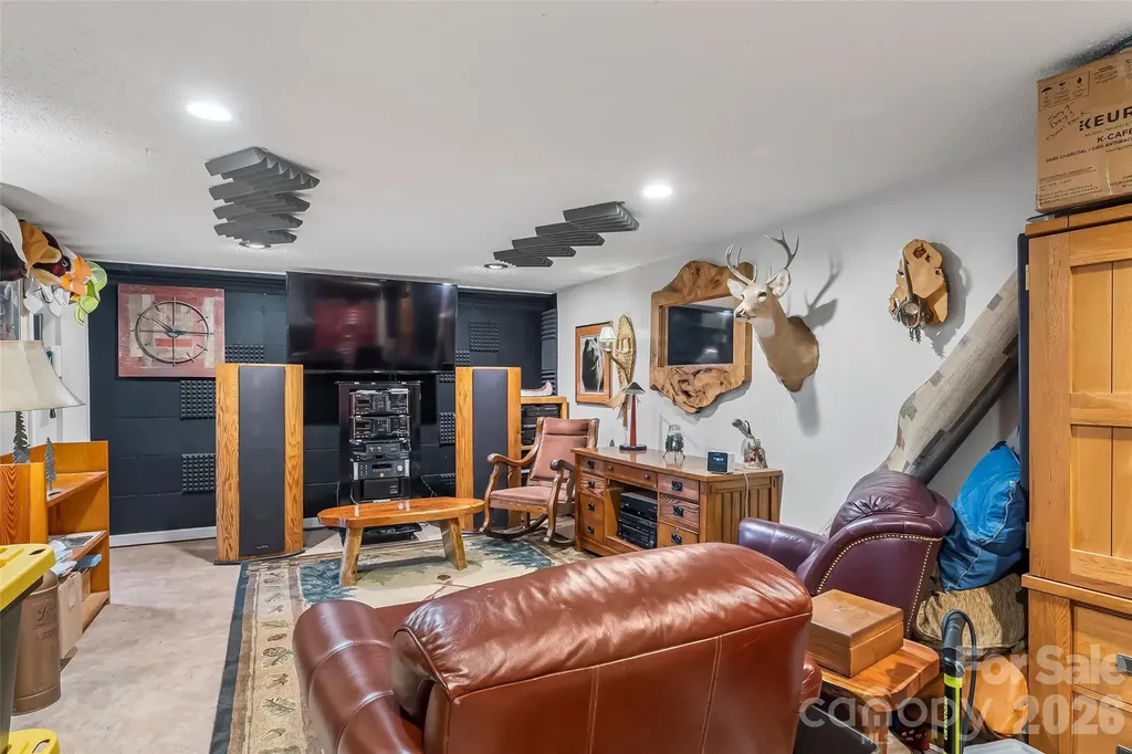 10 Oak Leaf Lane Arden NC 28704