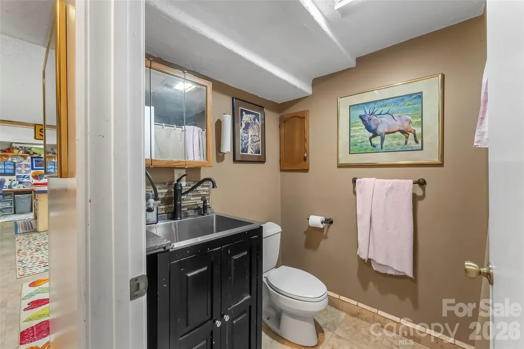 10 Oak Leaf Lane Arden NC 28704