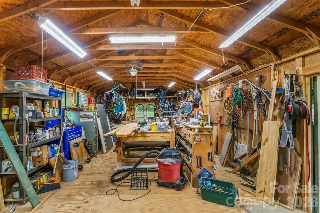 10 Oak Leaf Lane Arden NC 28704