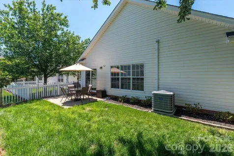 1047 Curry Way Matthews NC 28104