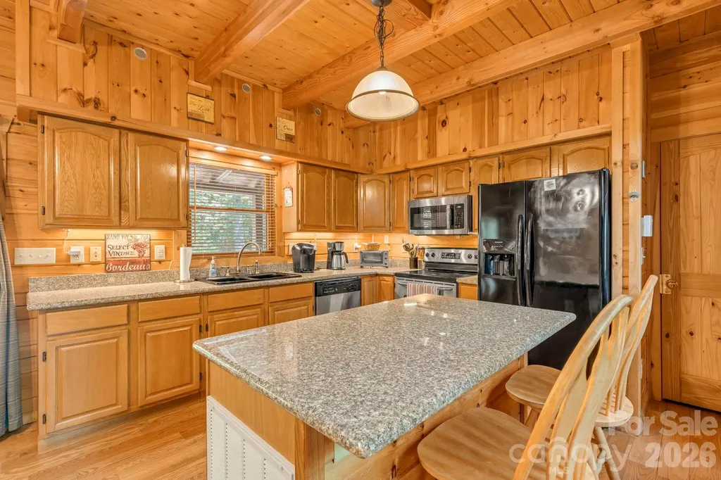328 Nile Park Drive Blowing Rock NC 28605