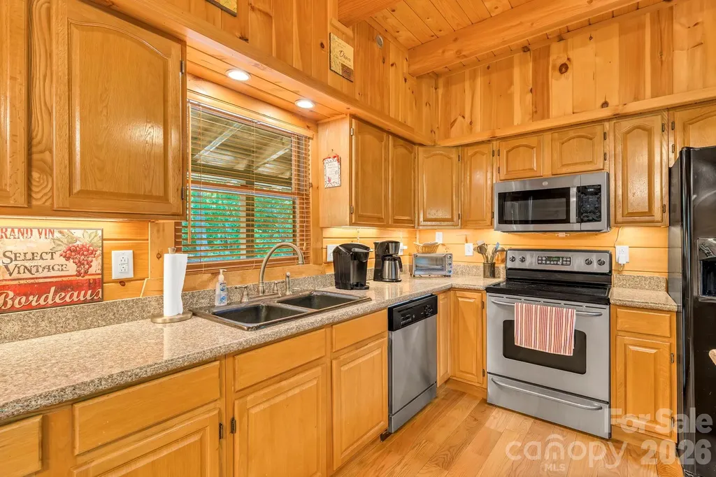 328 Nile Park Drive Blowing Rock NC 28605
