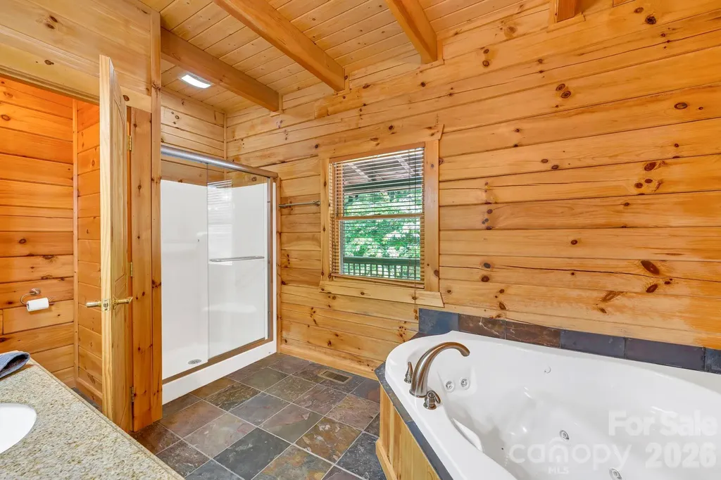 328 Nile Park Drive Blowing Rock NC 28605