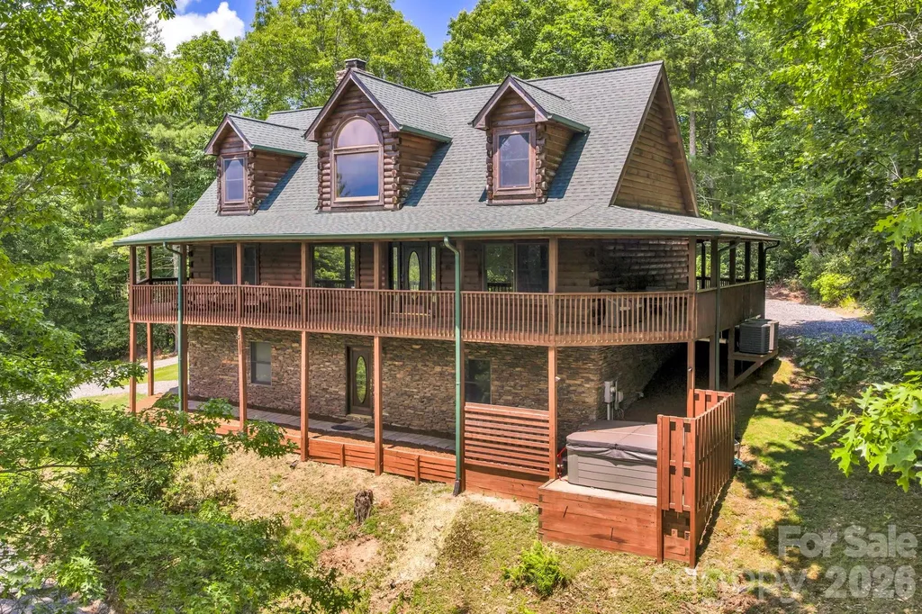 328 Nile Park Drive Blowing Rock NC 28605