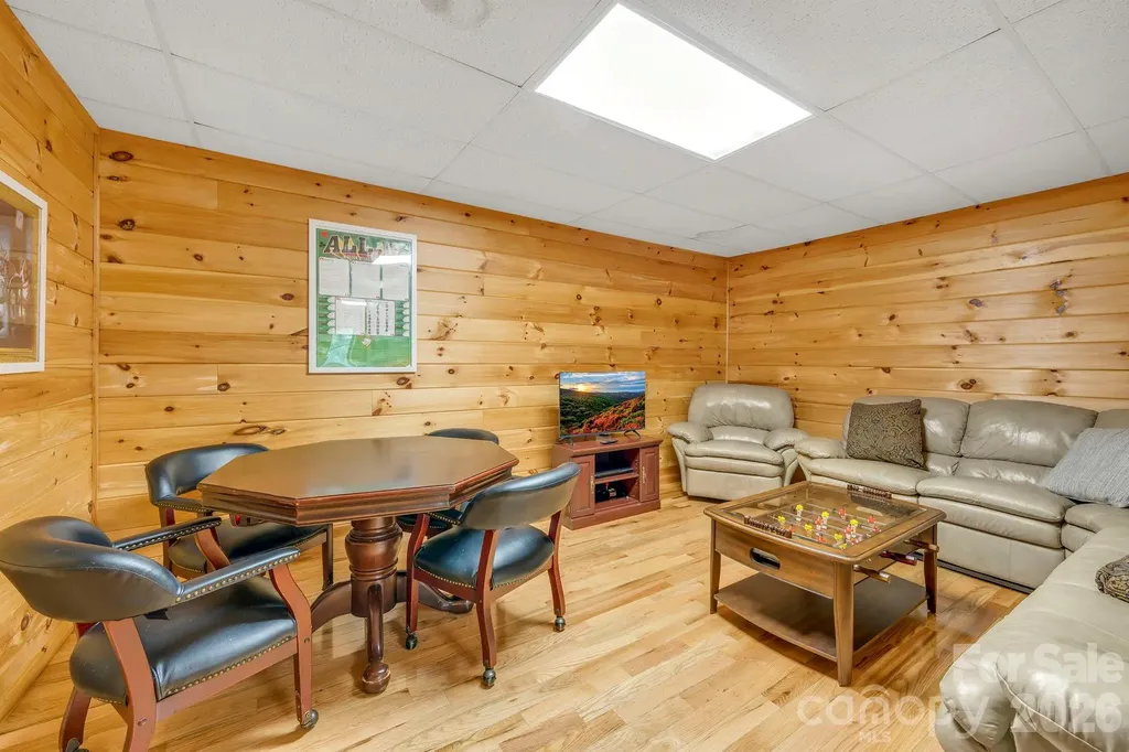 328 Nile Park Drive Blowing Rock NC 28605