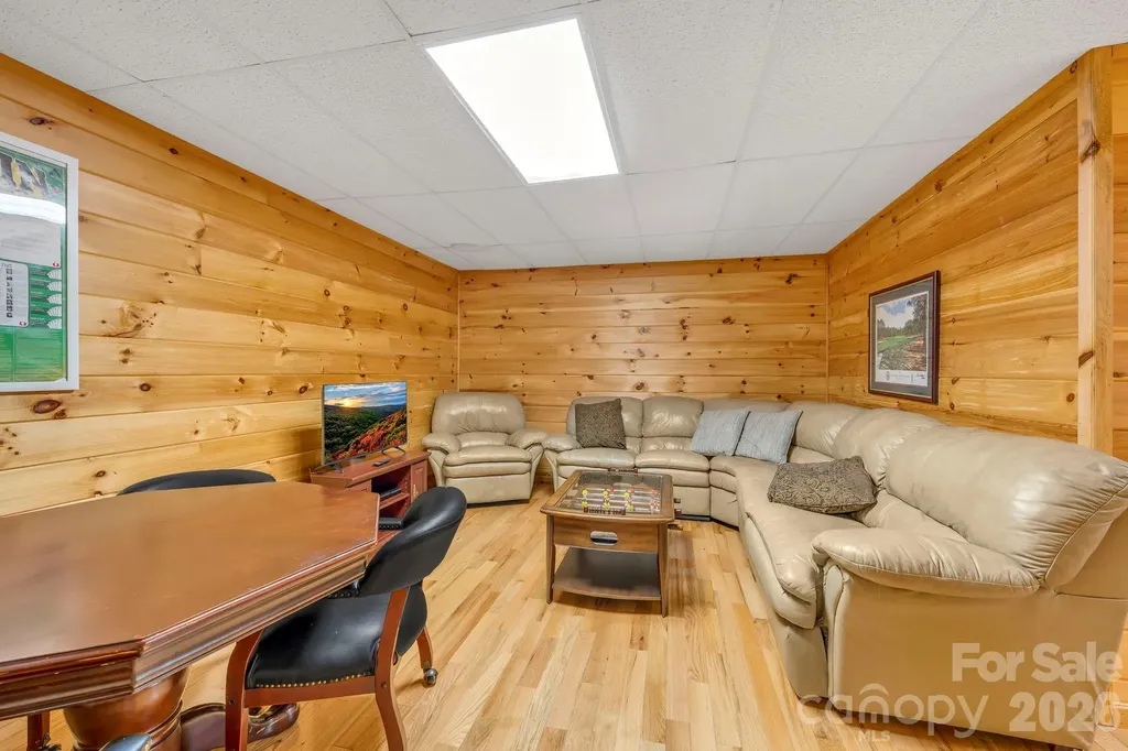 328 Nile Park Drive Blowing Rock NC 28605