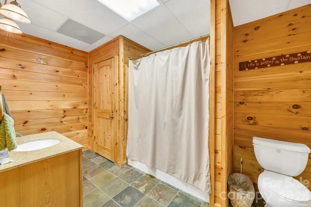 328 Nile Park Drive Blowing Rock NC 28605
