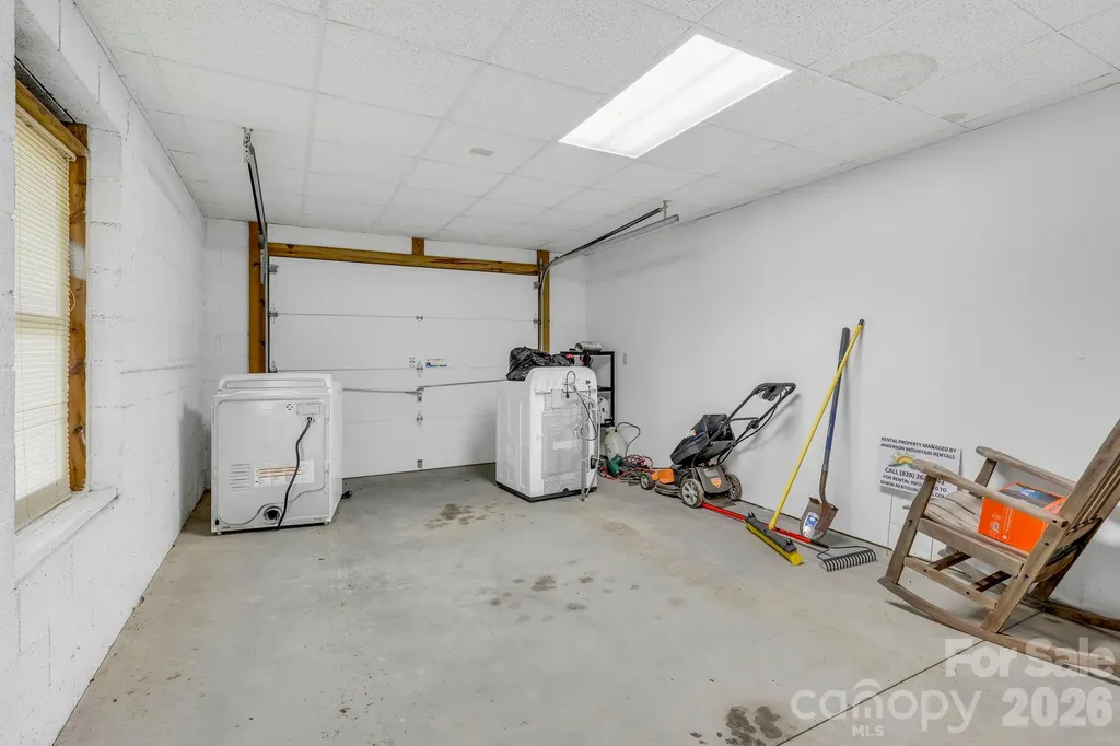 328 Nile Park Drive Blowing Rock NC 28605