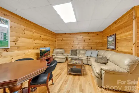 328 Nile Park Drive Blowing Rock NC 28605