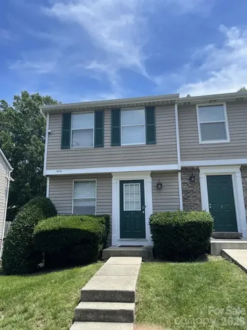 9612 Vinca Circle Charlotte NC 28213