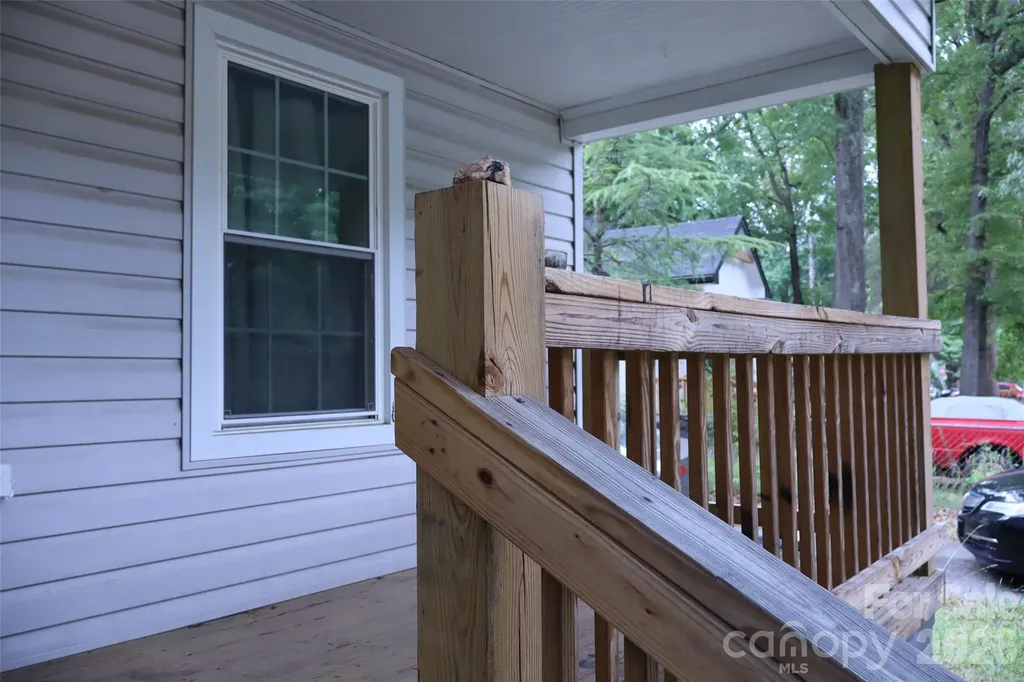 305 E Division Avenue Salisbury NC 28144