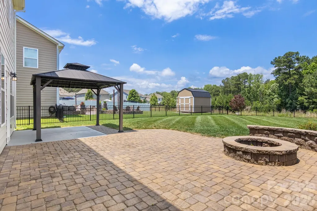 2377 Seagull Drive Denver NC 28037