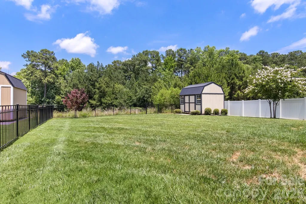 2377 Seagull Drive Denver NC 28037