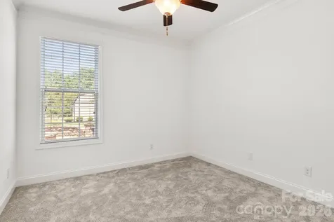 2377 Seagull Drive Denver NC 28037