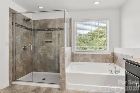 2377 Seagull Drive Denver NC 28037