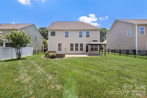 2377 Seagull Drive Denver NC 28037