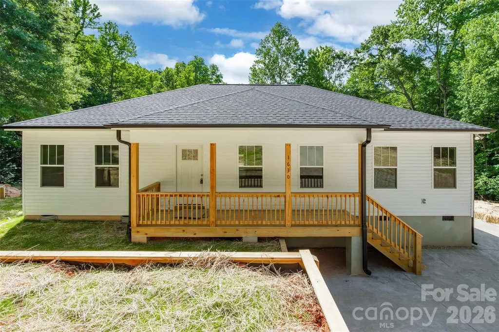 1630 Riddle Road Clover SC 29710