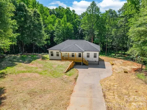 1630 Riddle Road Clover SC 29710