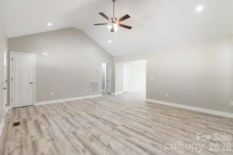 1630 Riddle Road Clover SC 29710