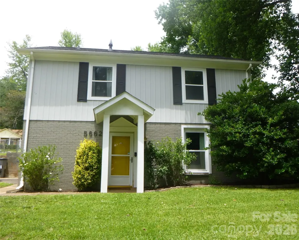 5662 Coulee Place Charlotte NC 28217