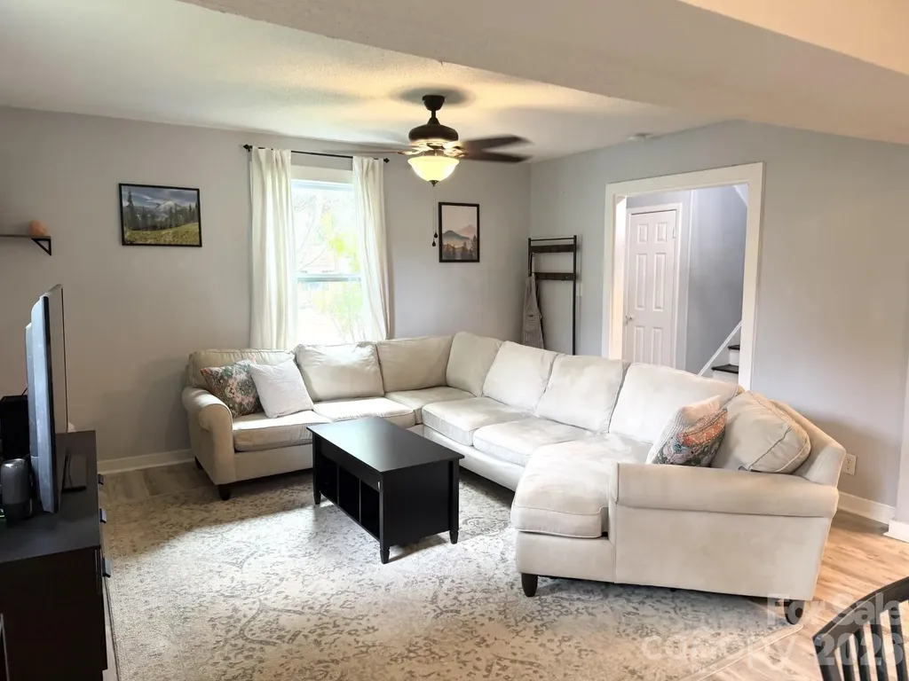 5662 Coulee Place Charlotte NC 28217