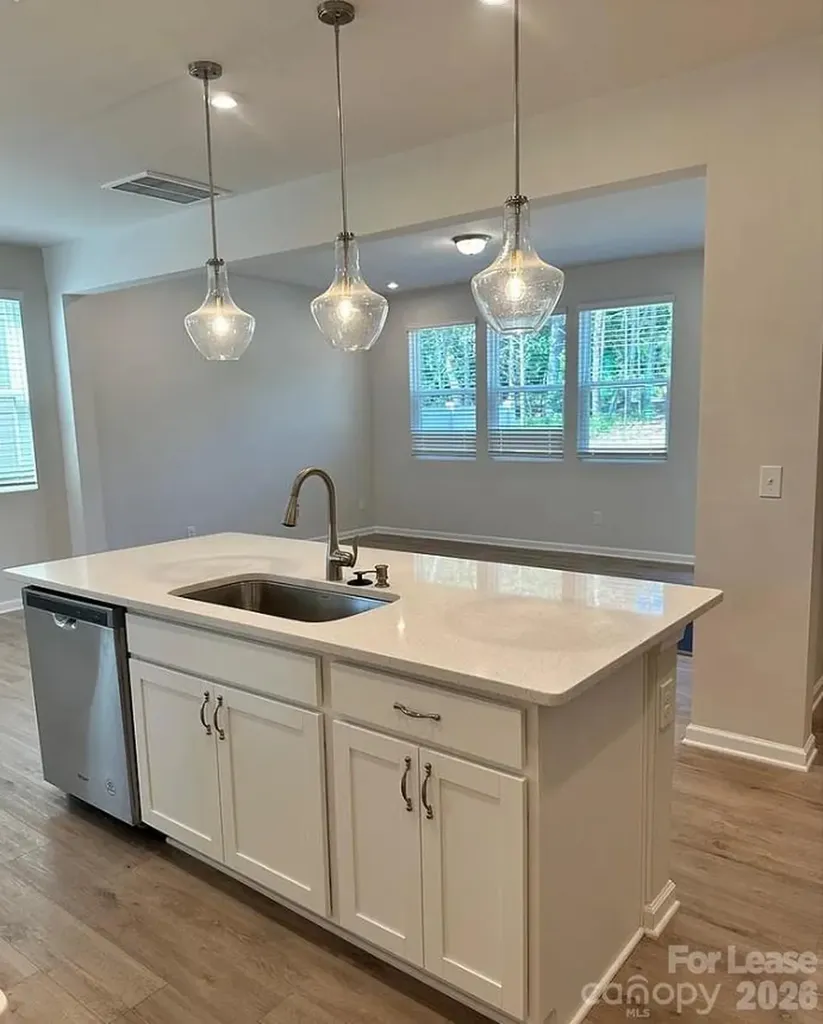 8122 Overmeadow Lane Charlotte NC 28269