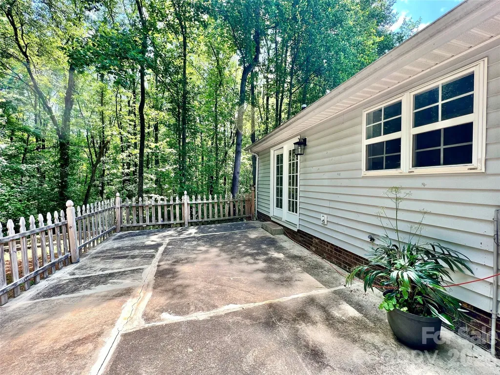 6331 Nature Walk Drive Charlotte NC 28212