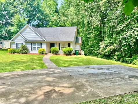 6331 Nature Walk Drive Charlotte NC 28212