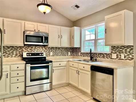 6331 Nature Walk Drive Charlotte NC 28212