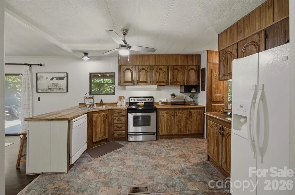 2733 Powell Drive Extension Valdese NC 28690