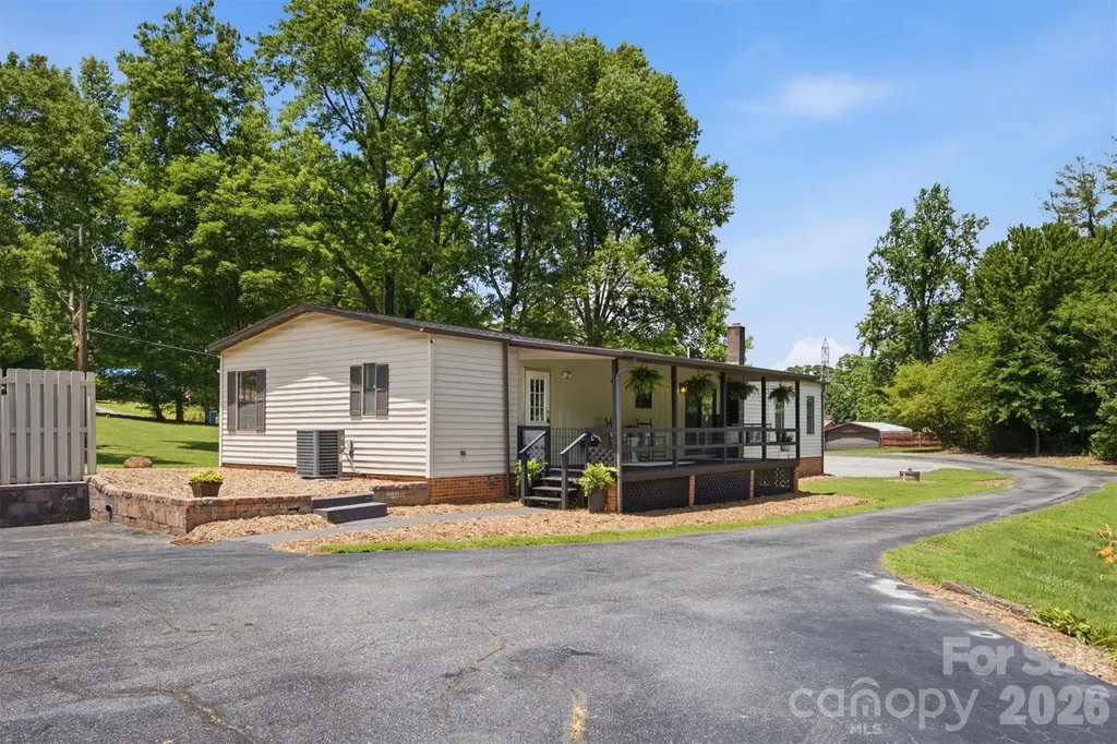 2733 Powell Drive Extension Valdese NC 28690
