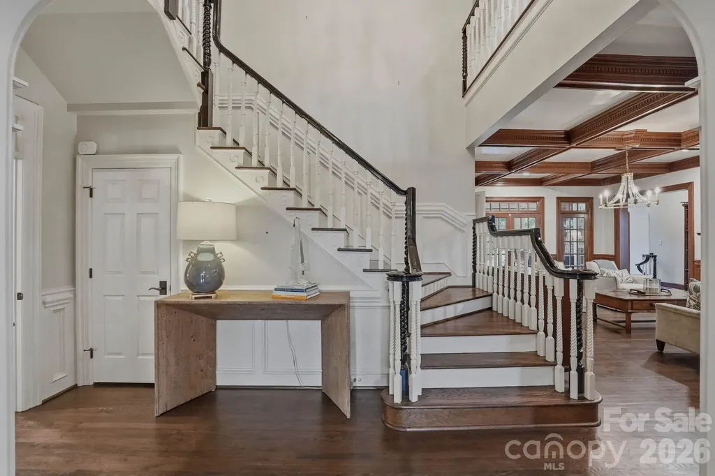 8700 Challis Farm Road Charlotte NC 28226