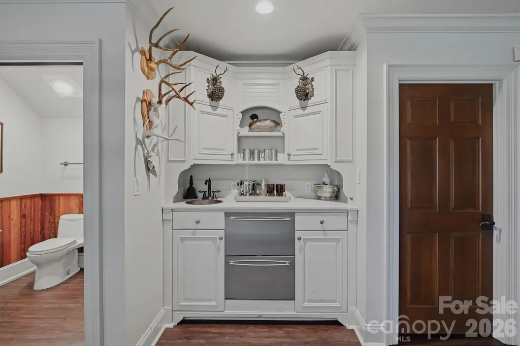8700 Challis Farm Road Charlotte NC 28226