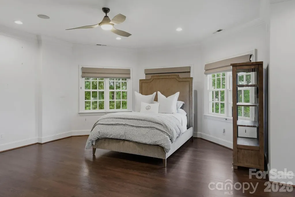 8700 Challis Farm Road Charlotte NC 28226