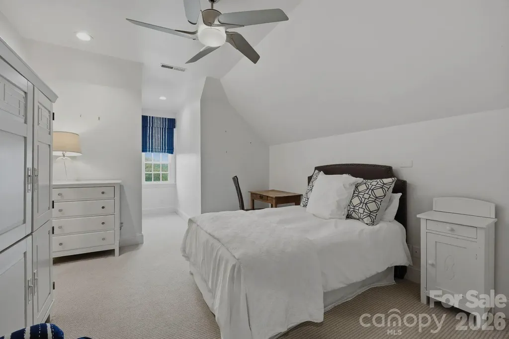 8700 Challis Farm Road Charlotte NC 28226