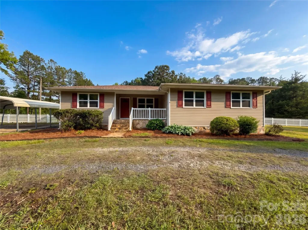 565 Rutledge Drive Catawba SC 29704