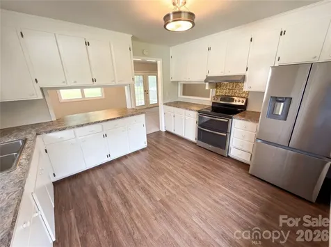 565 Rutledge Drive Catawba SC 29704