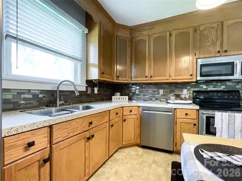 1616 Perfection Avenue Belmont NC 28012