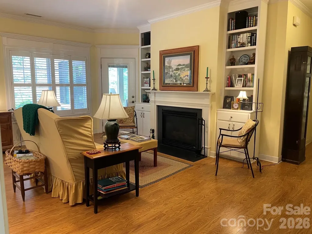 479 26th Avenue NE Hickory NC 28601